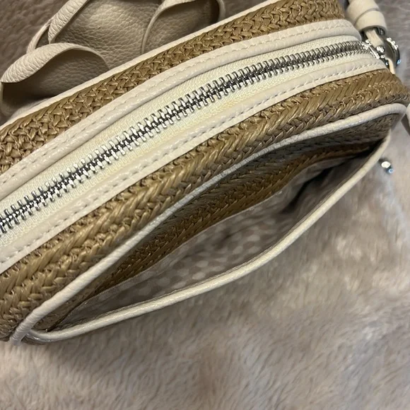 BRIGHTON Rosie Straw Camera Bag - Picture 11 of 17